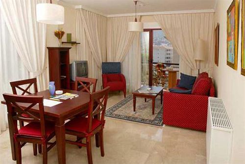 Apartamentos Albir Confort - Avenida III アルビール エクステリア 写真